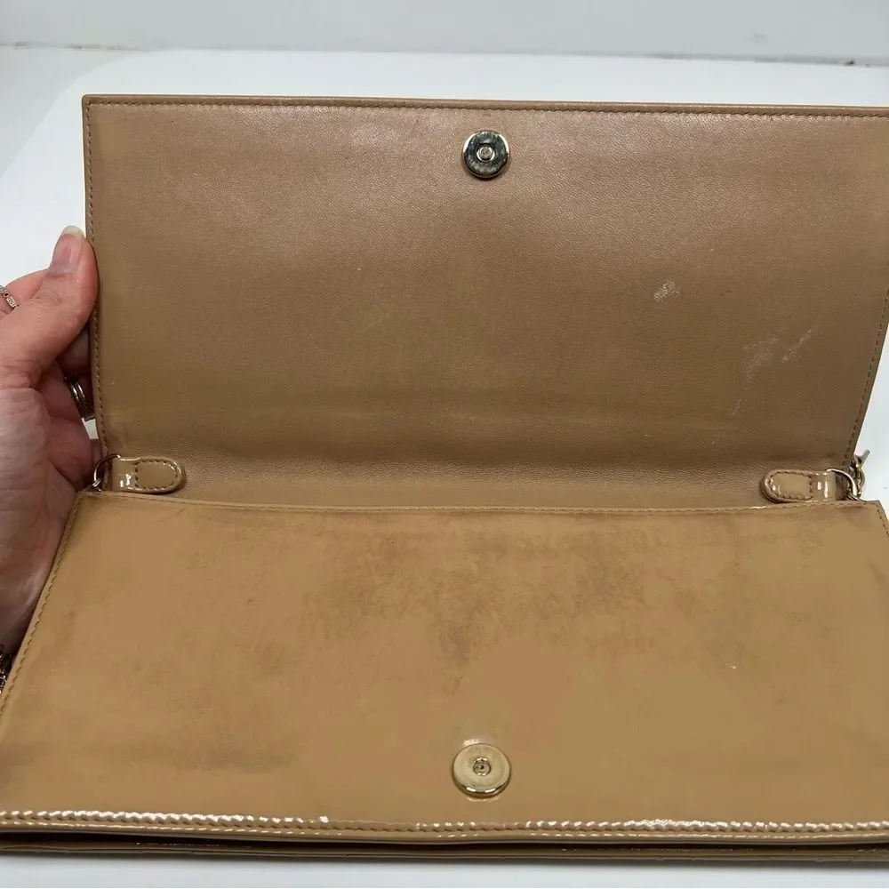 Lady Dior Clutch Patent Leather Beige - Picture 8 of 13